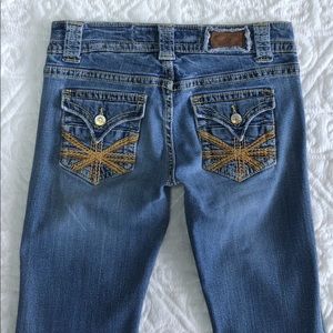 ✨ Vigoss Boot-Cut Jeans – Medium Wash – Size 28 (5/6) – EUC ✨